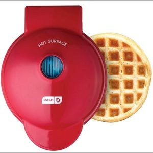 Dash Mini Electric red Waffle Maker new in box